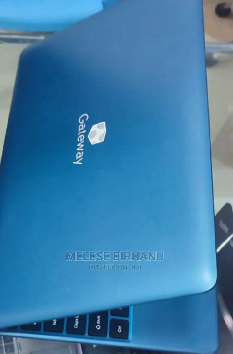 New Laptop Gateway MT6460 4GB SSD 128GB