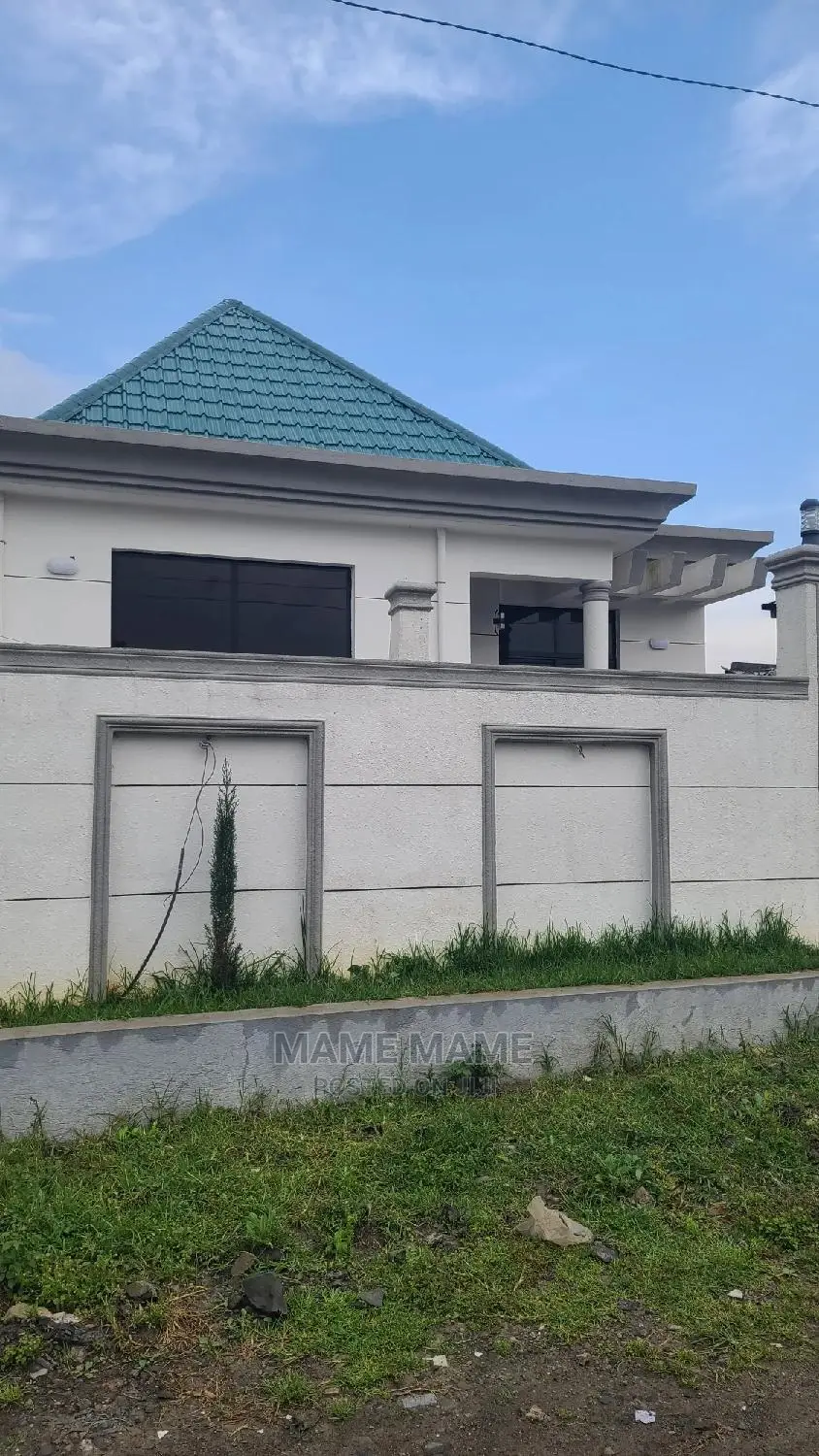 3bdrm Villa in Addis Abeba, Bole for sale