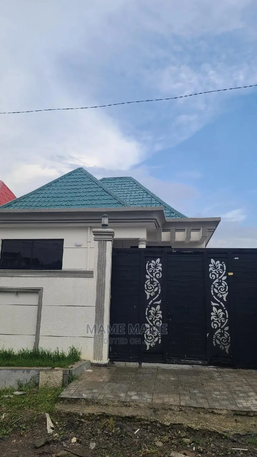 3bdrm Villa in Addis Abeba, Bole for sale