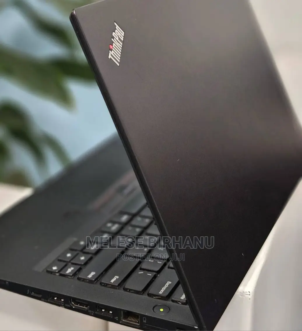 New Laptop Lenovo 8GB Intel Core I5 SSD 256GB