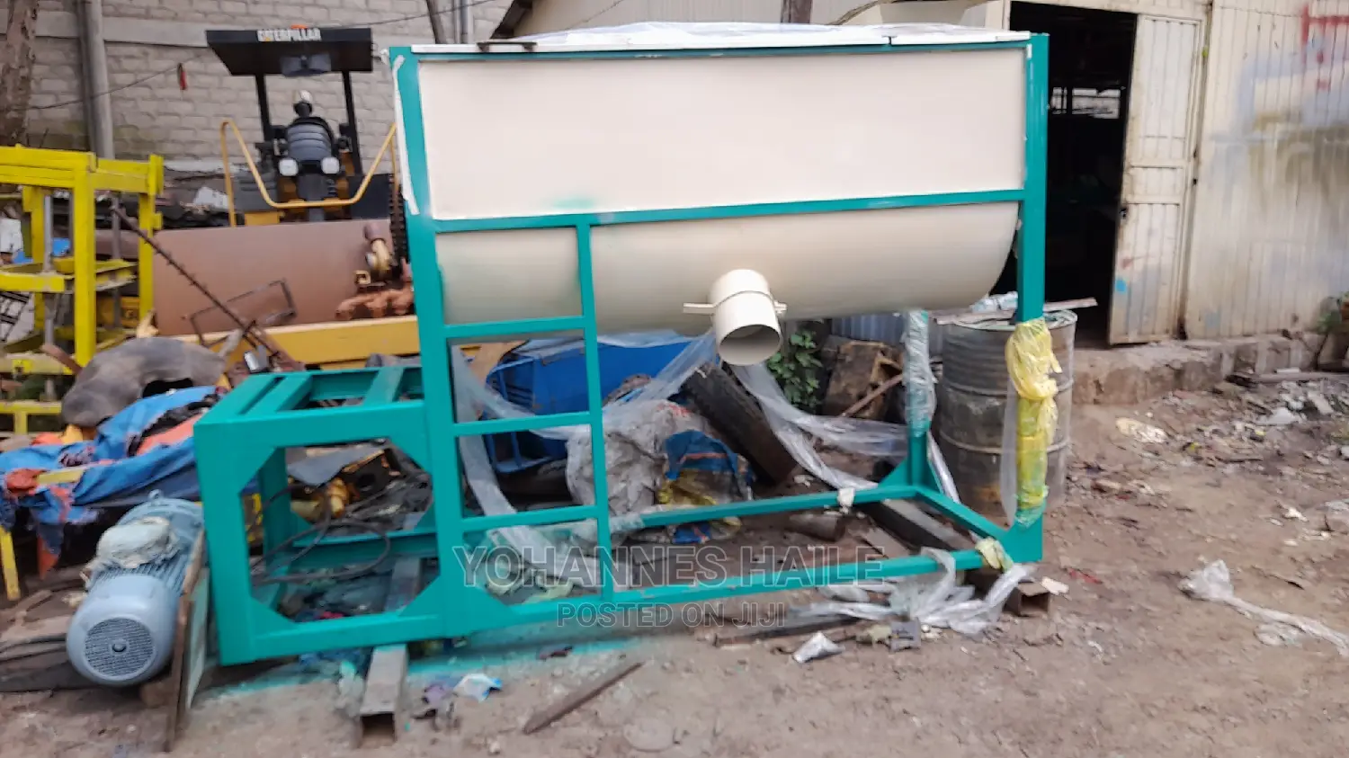 Animal Feed Mixer and Hammer Mill/ የመኖ ማቀናበሪያ ማሽን