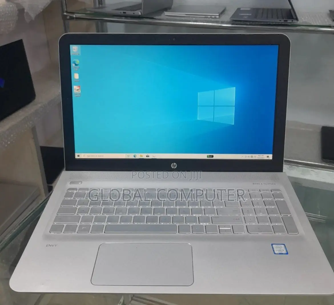 New Laptop HP Envy 6 12GB Intel Core I5 HDD 1T