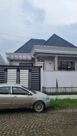 3bdrm Villa in Addis Abeba, Bole for sale