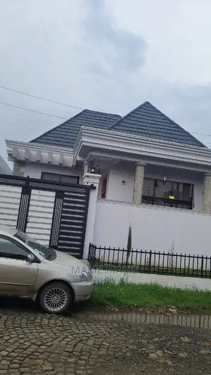 3bdrm Villa in Addis Abeba, Bole for sale