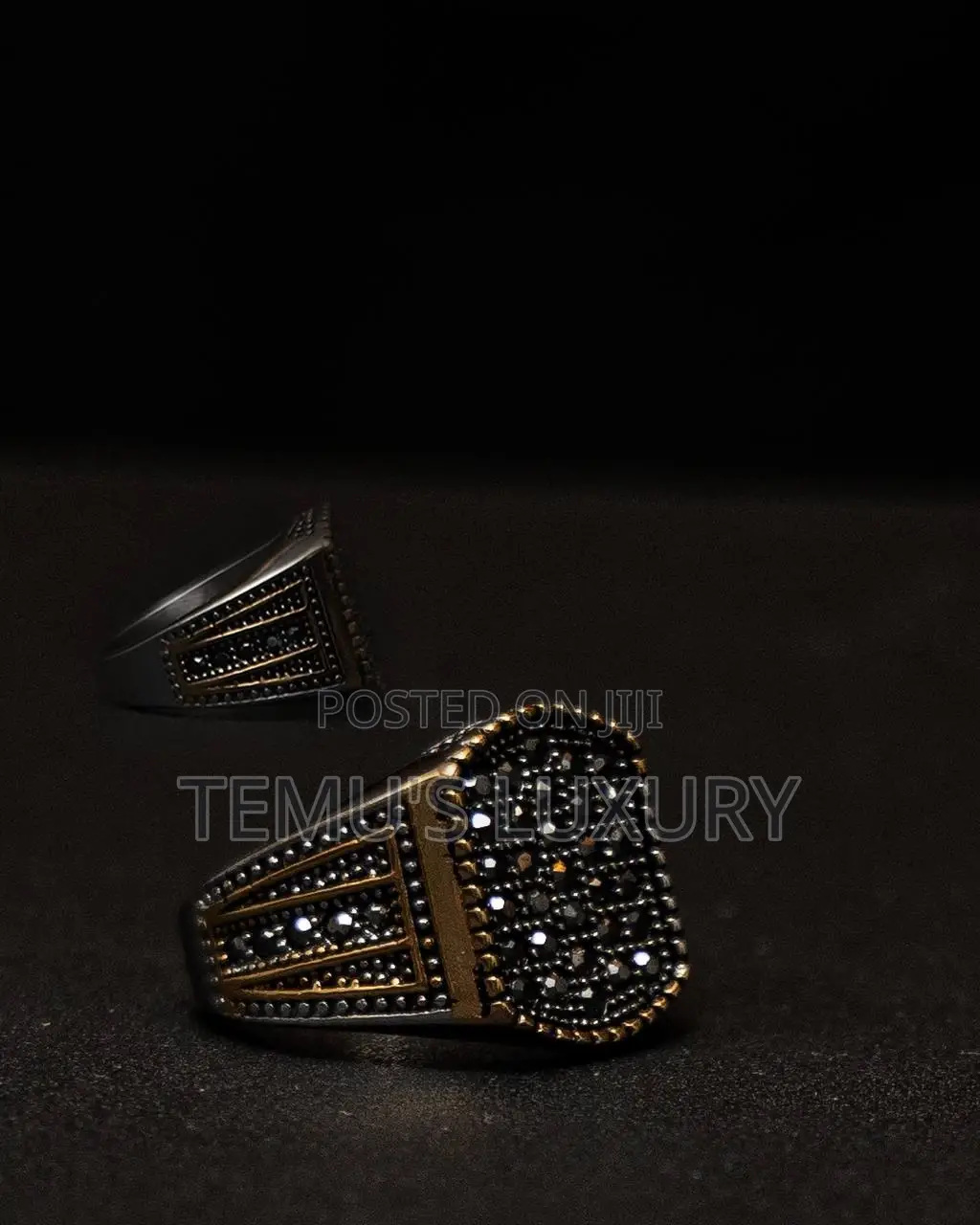 Luxury Golden Black Ring