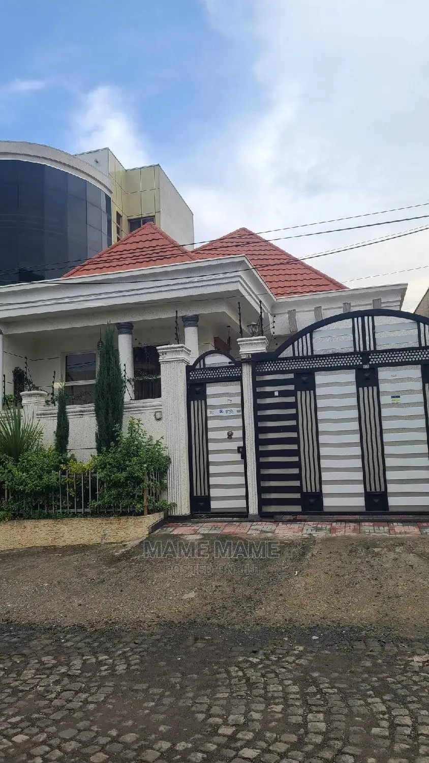 3bdrm Villa in Addis Abeba, Bole for sale