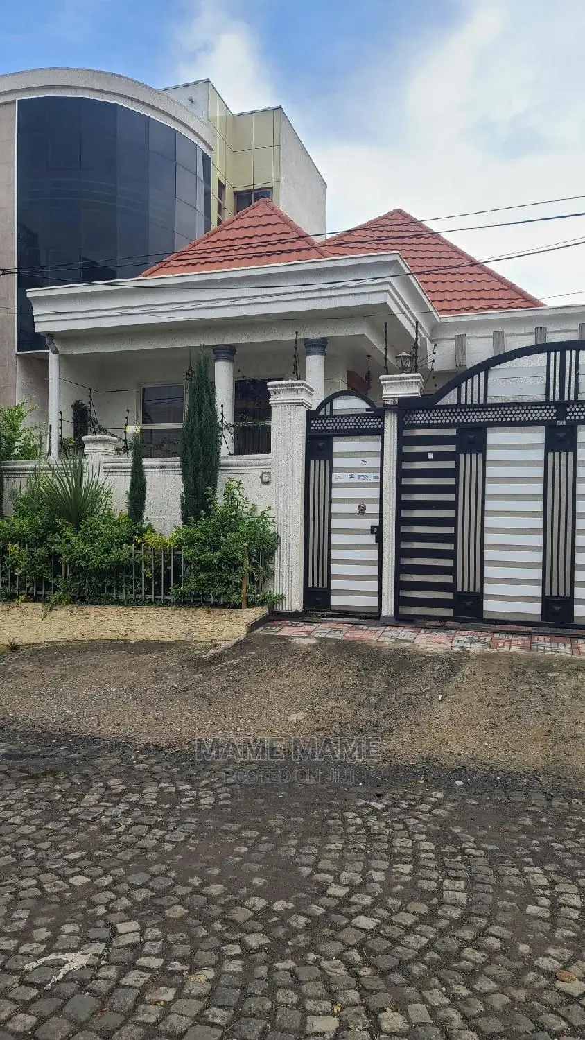 3bdrm Villa in Addis Abeba, Bole for sale