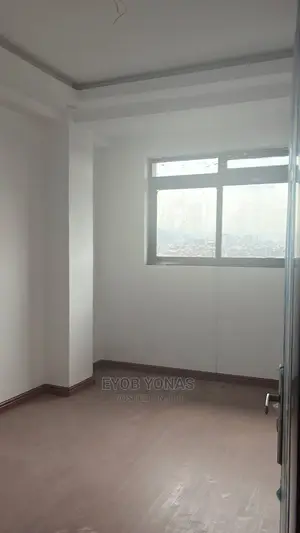 4bdrm Apartment in Yeka for sale