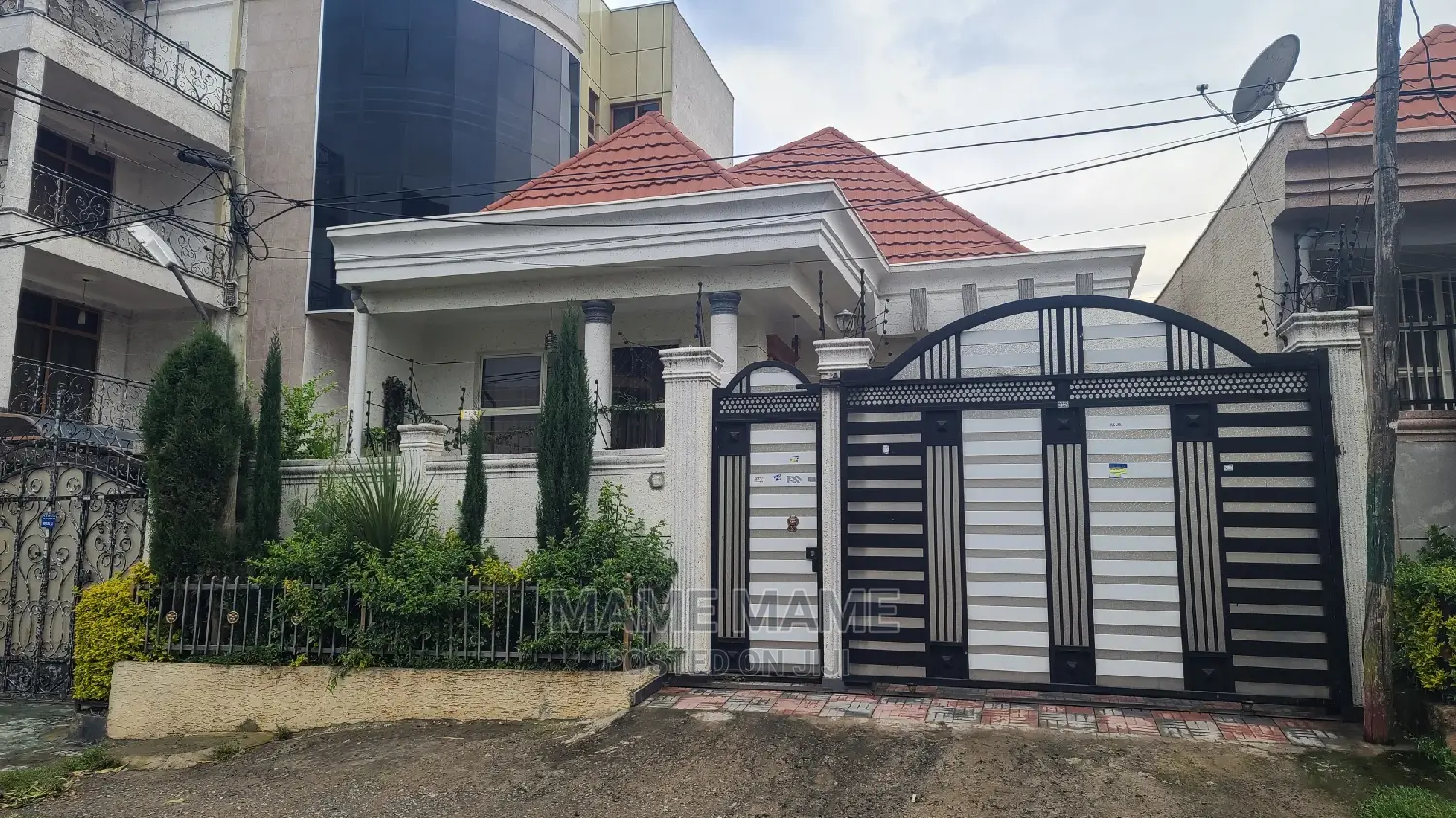 3bdrm Villa in Addis Abeba, Bole for sale
