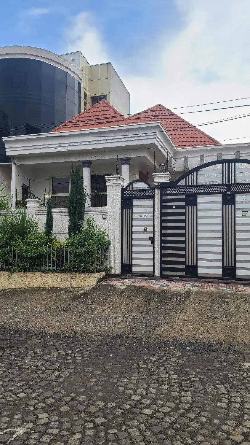 3bdrm Villa in Addis Abeba, Bole for sale