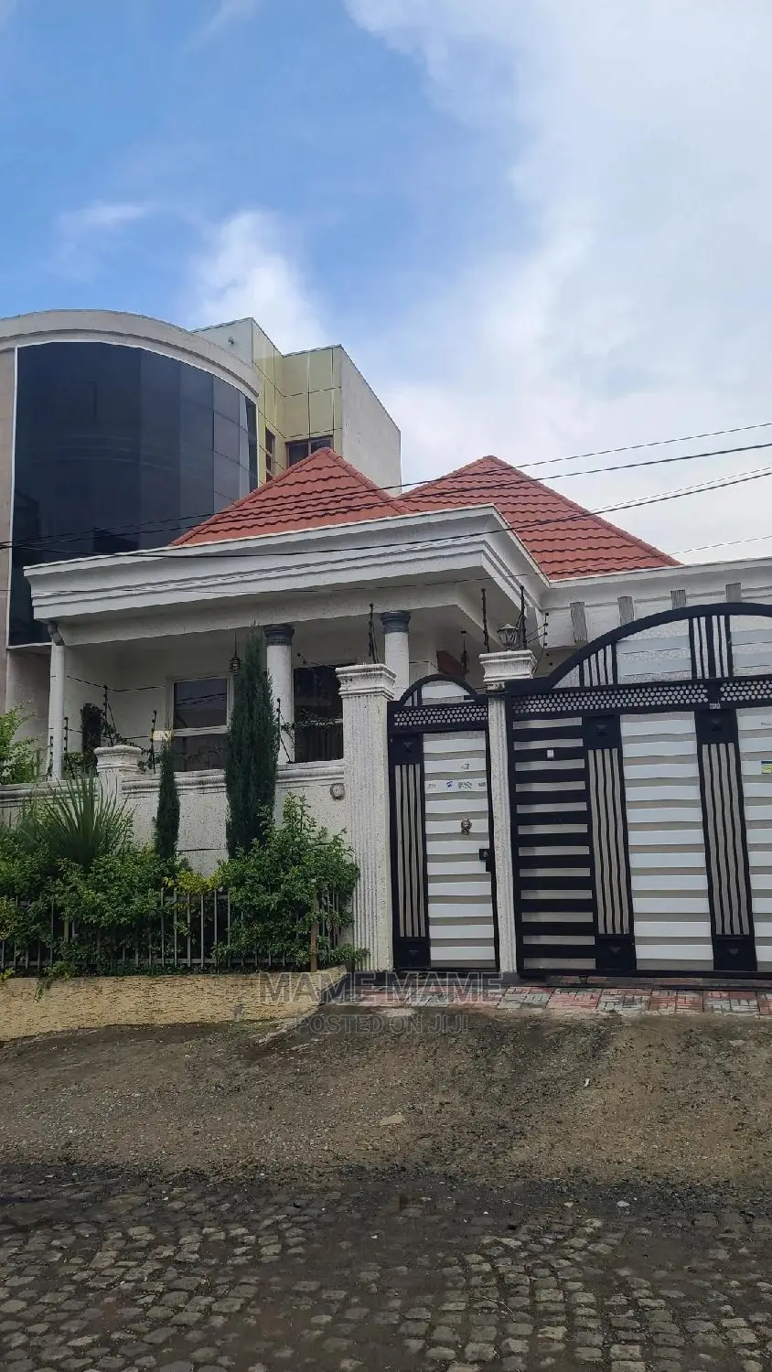 3bdrm Villa in Addis Abeba, Bole for sale