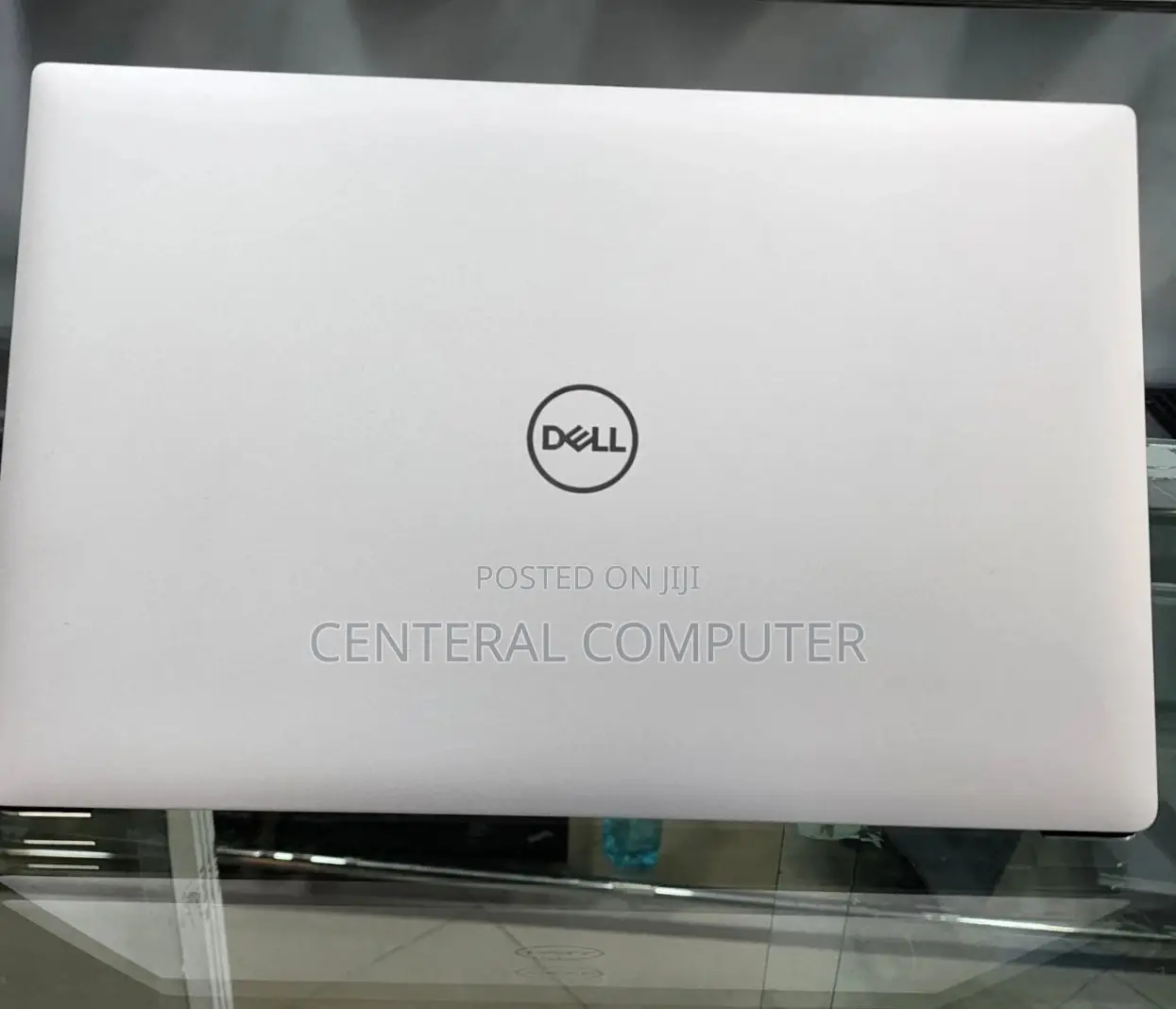 New Laptop Dell Precision 5520 32GB Intel Core I9 SSD 512GB