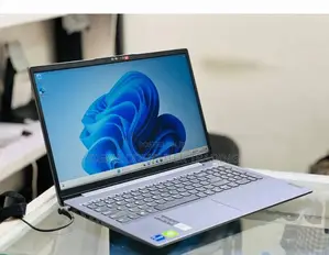 New Laptop Lenovo Ideapad 3 16GB Intel Core I7 SSD 1T