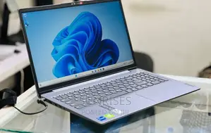 New Laptop Lenovo Ideapad 3 16GB Intel Core I7 SSD 1T