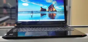 New Laptop Toshiba A30 8GB Intel Core I7 SSD 256GB