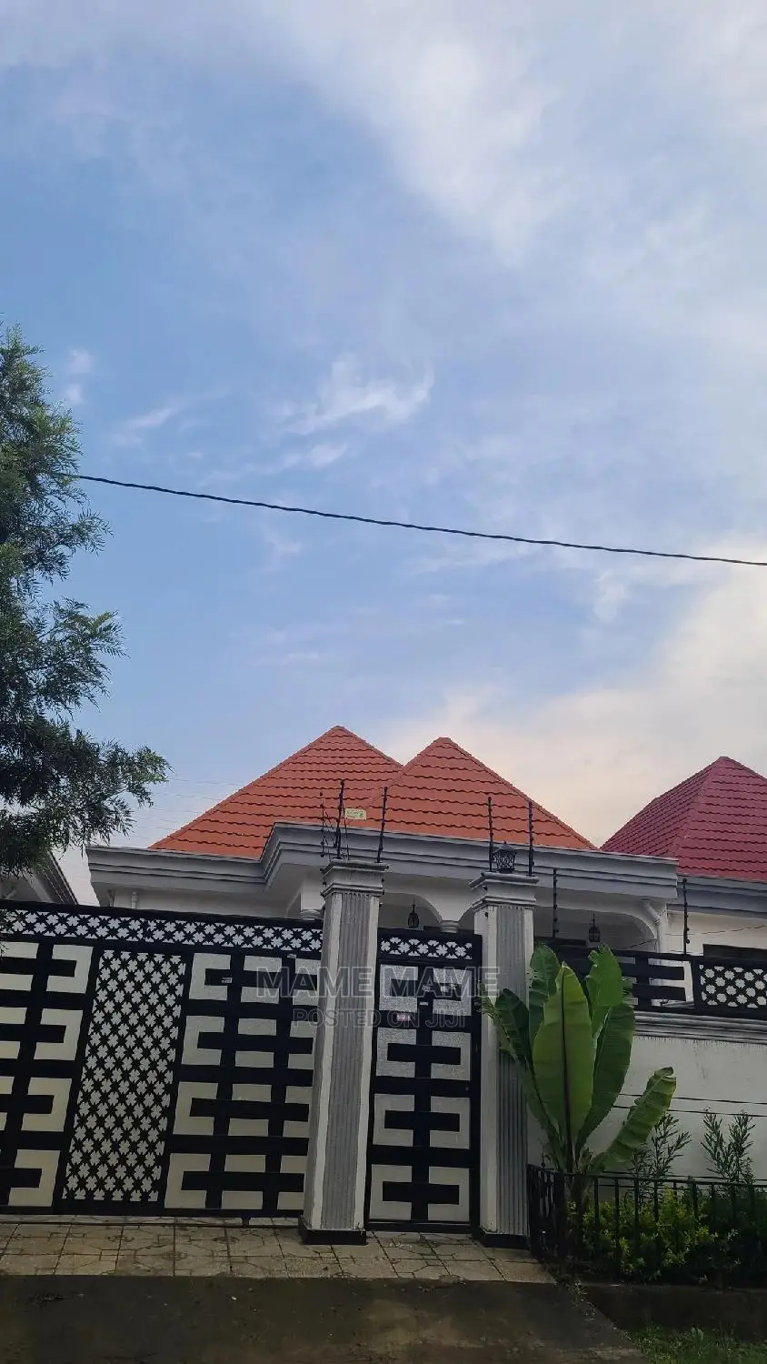 3bdrm Villa in Addis Abeba, Bole for sale