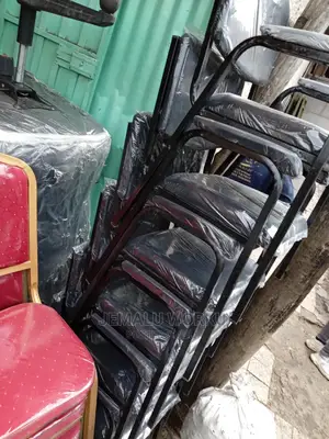 Photo - Comfortable Office Guest Chair