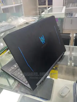 Photo - New Laptop Acer Predator Helios 300 16GB Intel Core I7 SSD 512GB