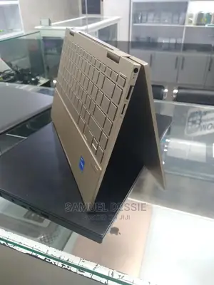 New Laptop HP Envy X360 8GB Intel Core I5 SSD 512GB