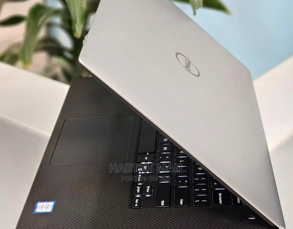 New Laptop Dell XPS 15 16GB Intel Core I7 SSD 512GB