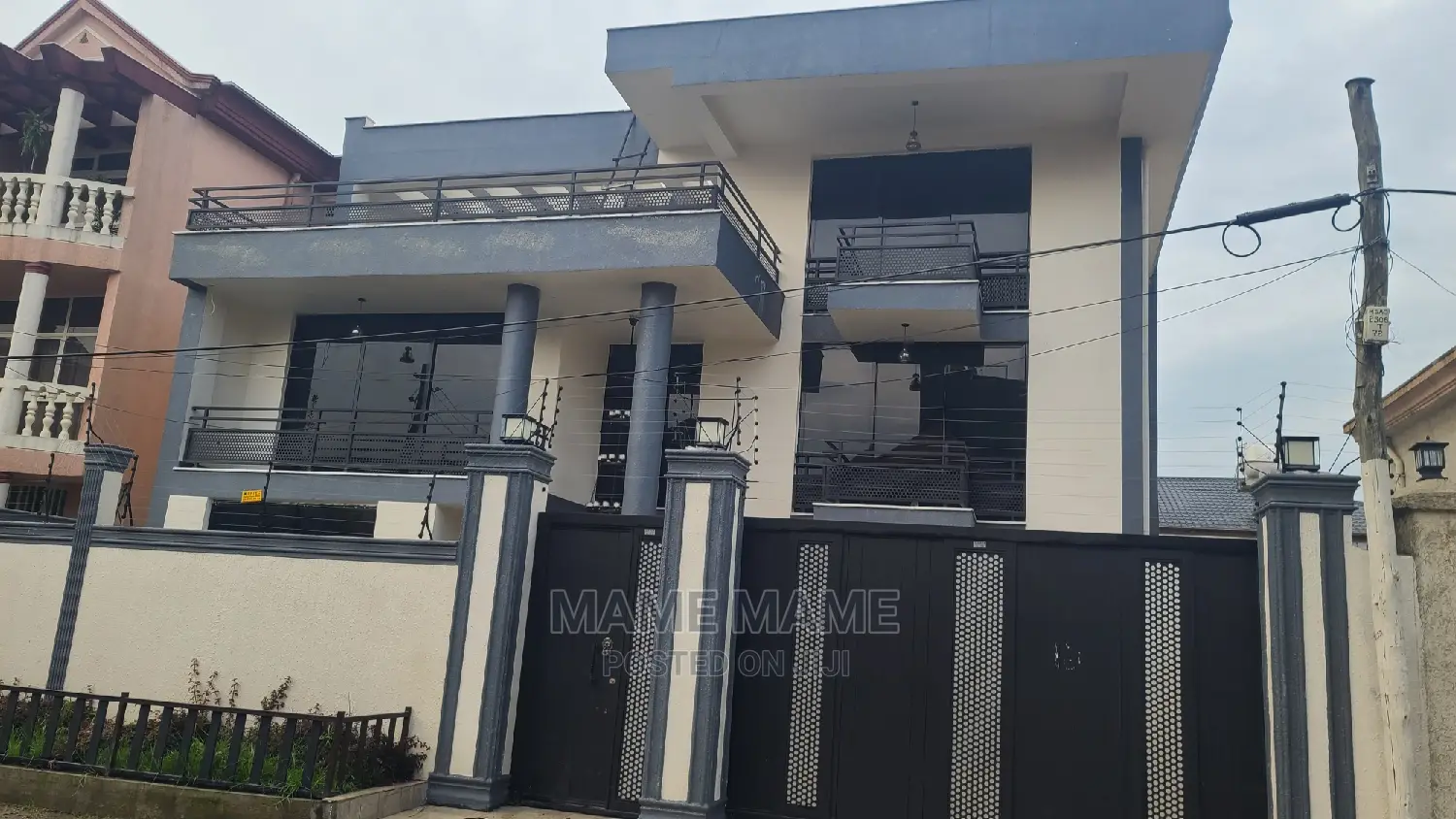 5bdrm House in Addis Abeba, Bole for sale