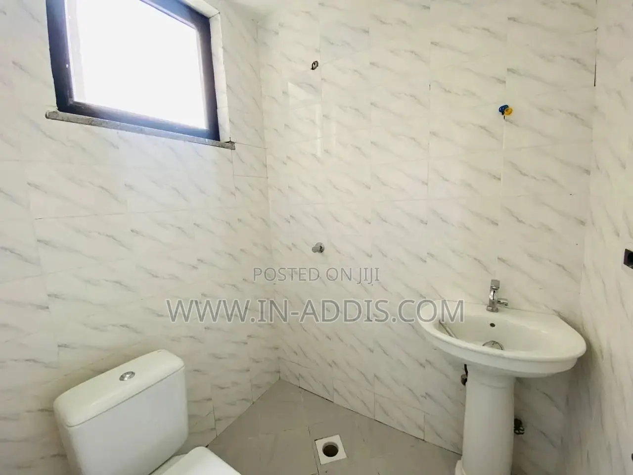 3bdrm Villa in Private, Akaky Kaliti for sale