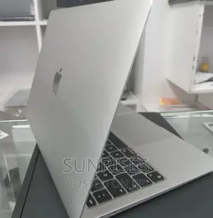 New Laptop Apple MacBook Air 2020 M1 8GB Apple M1 SSD 256GB