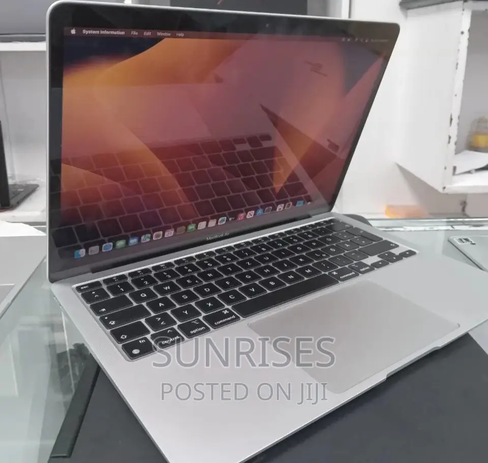 New Laptop Apple MacBook Air 2020 M1 8GB Apple M1 SSD 256GB