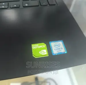 New Laptop Dell Inspiron 15 8GB Intel Core I5 HDD 1T