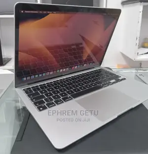 Photo - New Laptop Apple MacBook Air 2020 M1 8GB Apple M1 SSD 256GB