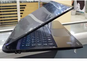 New Laptop Toshiba Satellite C850 8GB Intel Core I7 SSD 256GB