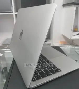 Photo - New Laptop Apple MacBook Air 2020 M1 8GB Apple M1 SSD 256GB