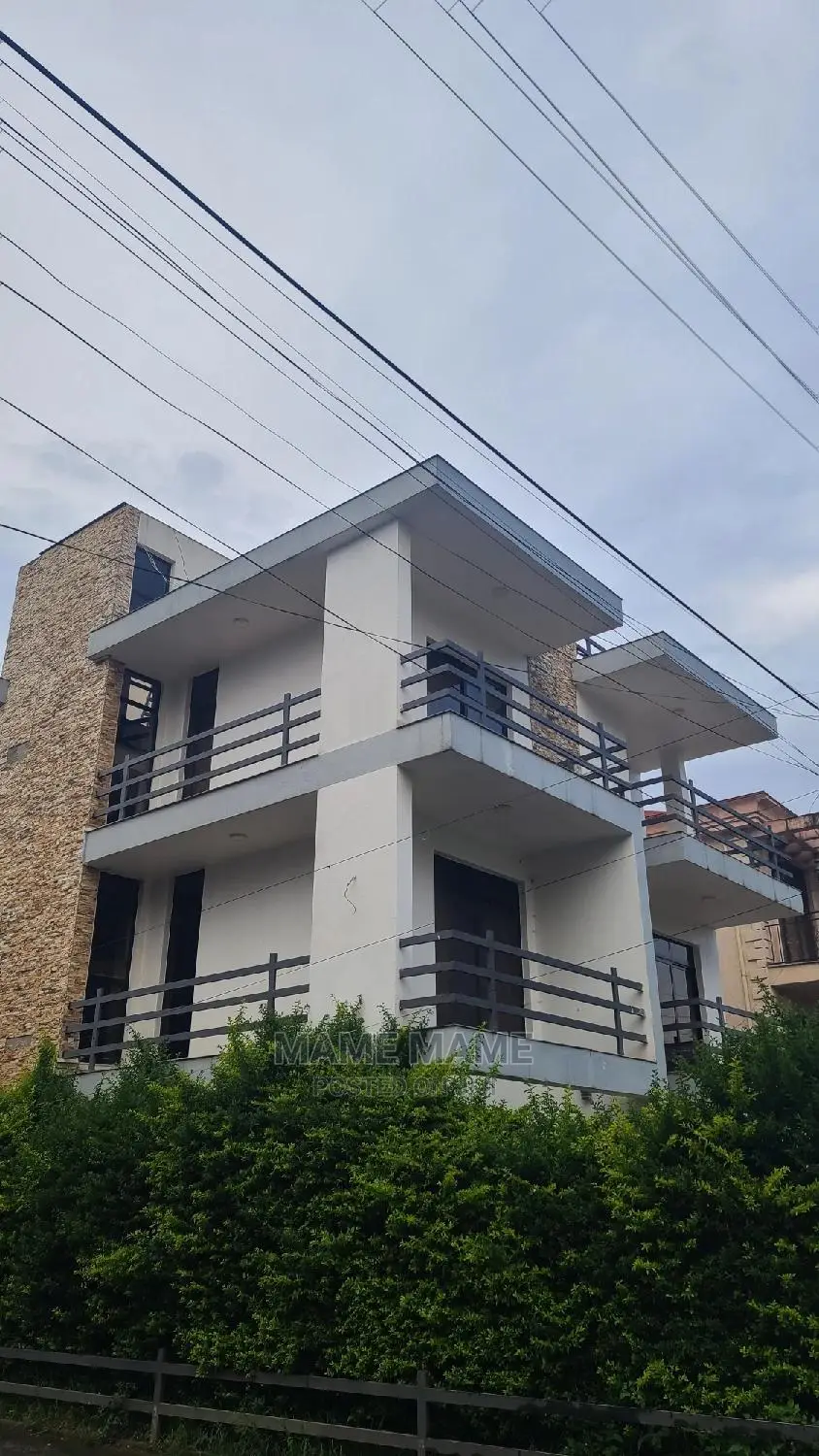 6bdrm House in Addis, Bole for sale