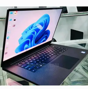 New Laptop Dell Precision 15 5540 32GB Intel Core I9 SSD 512GB