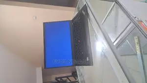 Photo - New Laptop Lenovo ThinkPad X1 Carbon 16GB Intel Core I7 SSD 512GB