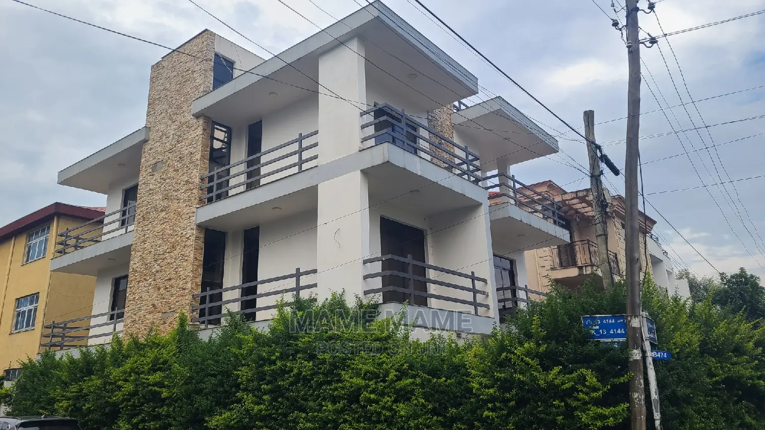 6bdrm House in Addis, Bole for sale