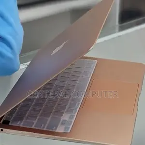 New Laptop Apple MacBook Pro M1 8GB SSD 512GB