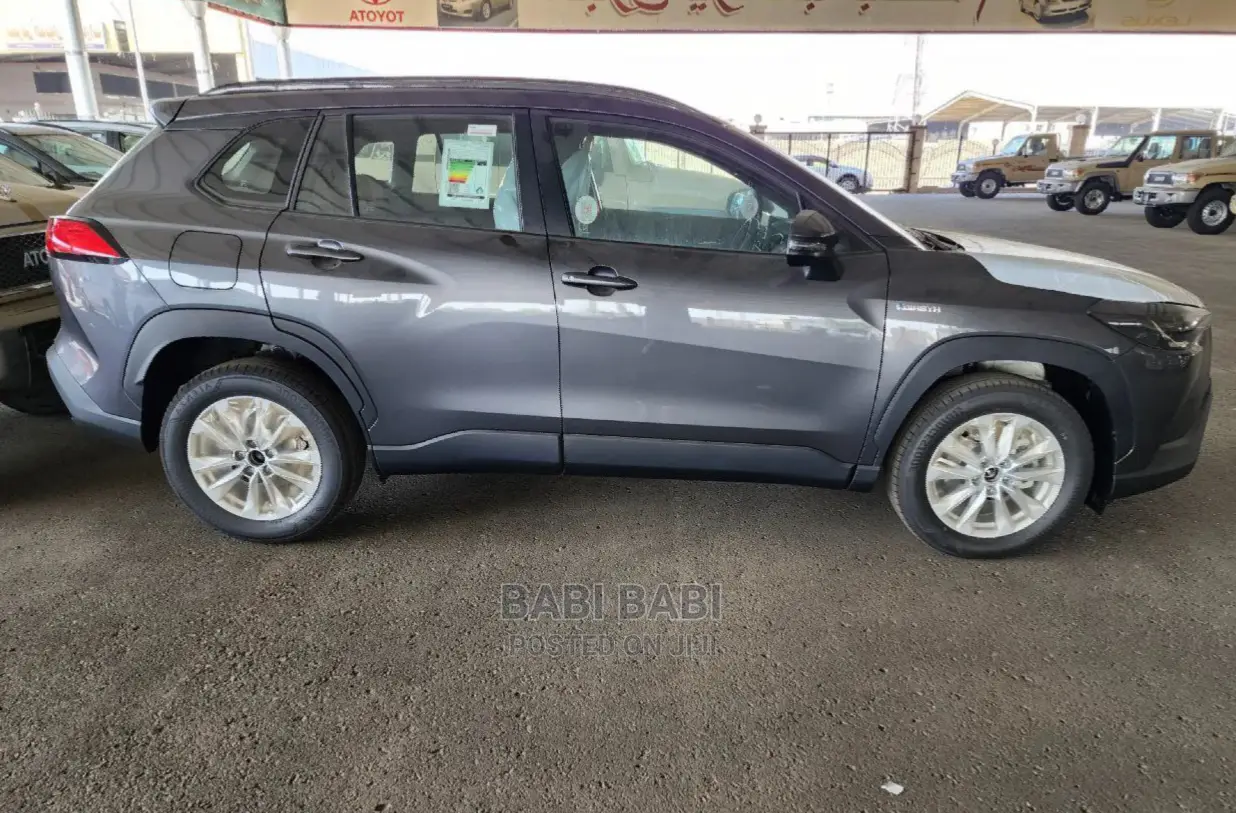 New Toyota Corolla Cross 2023 Gray