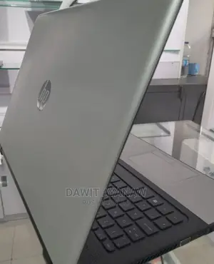 New Laptop HP 4GB Intel Core I5 HDD 500GB