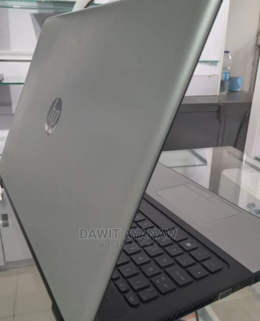 New Laptop HP 4GB Intel Core I5 HDD 500GB