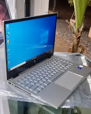 Photo - New Laptop HP Pavilion 14 16GB Intel Core i5 SSD 1T