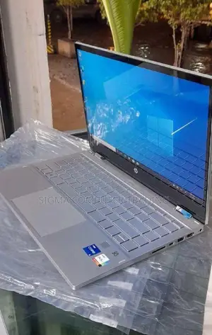 New Laptop HP Pavilion 14 16GB Intel Core i5 SSD 1T