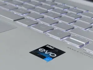 New Laptop HP 8GB Intel Core I7 SSD 512GB