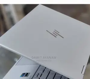 New Laptop HP 8GB Intel Core I7 SSD 512GB