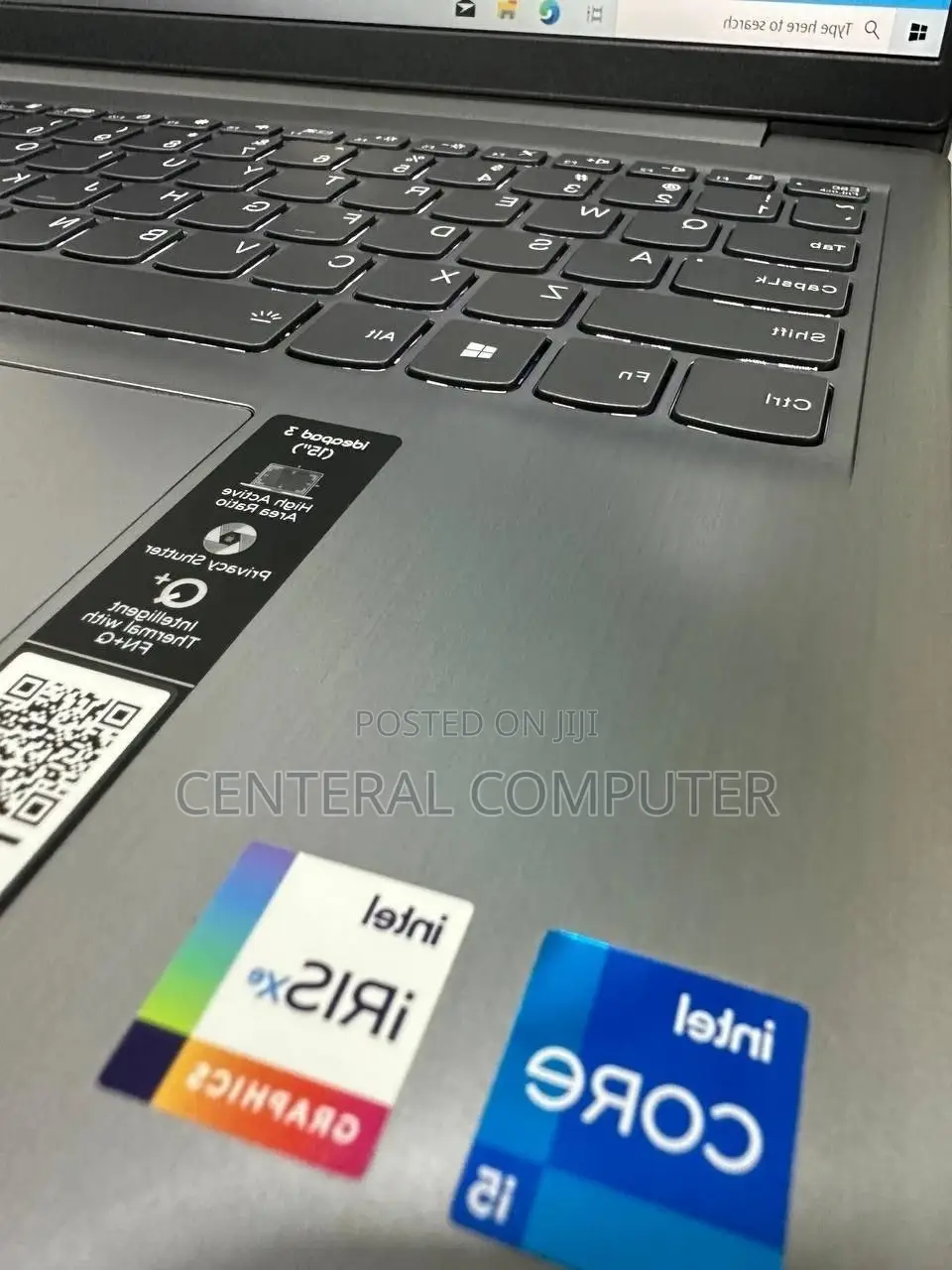 New Laptop Lenovo IdeaPad Y730 8GB Intel Core I5 SSD 512GB