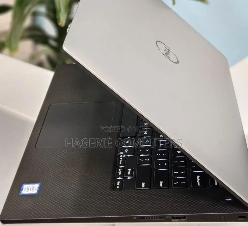 New Laptop Dell XPS 15 16GB Intel Core I7 SSD 512GB