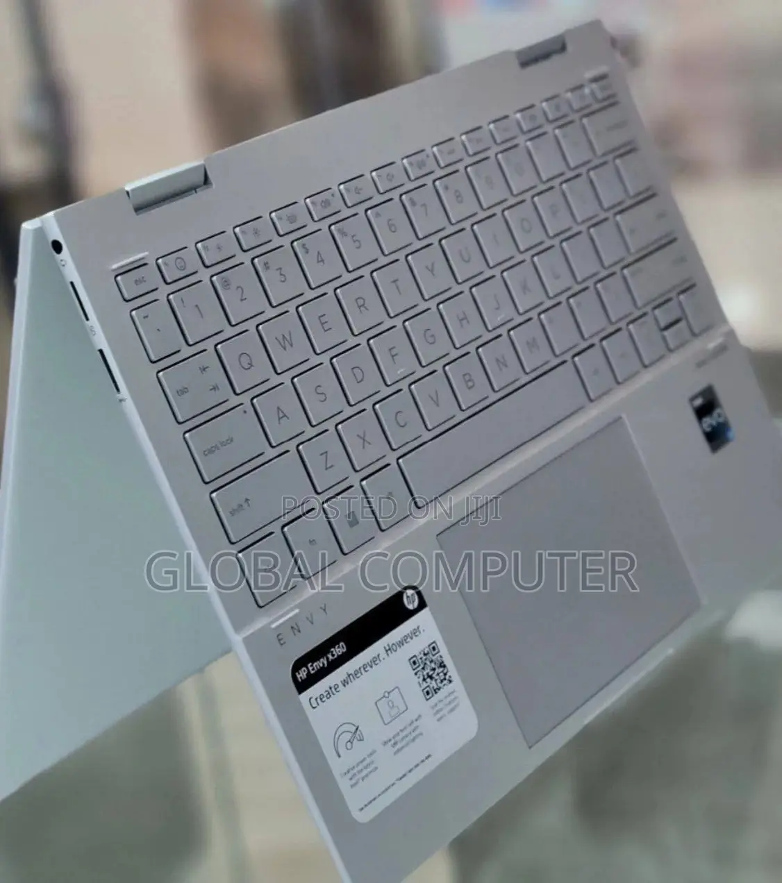 New Laptop HP Envy X360 13z 8GB Intel Core I7 SSD 512GB