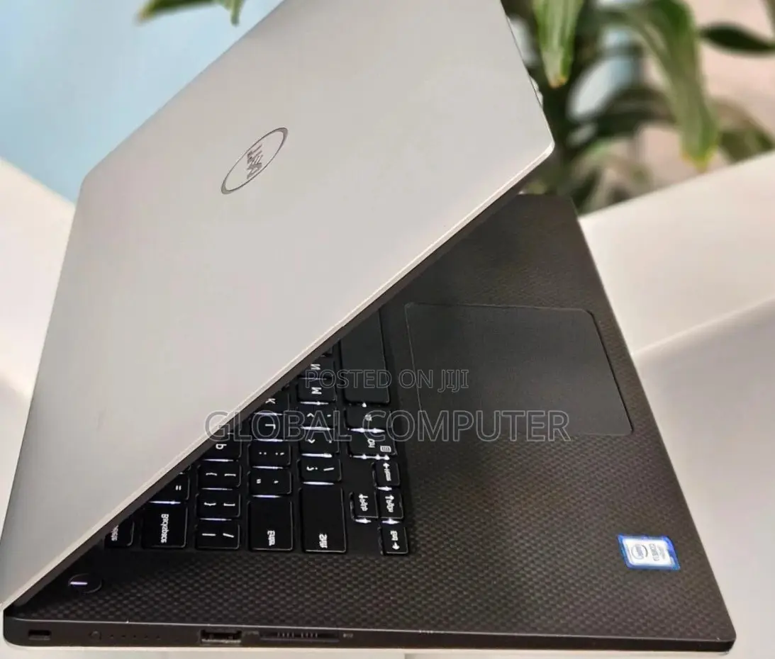 New Laptop Dell XPS 15 (L501X) 16GB Intel Core I7 SSD 512GB