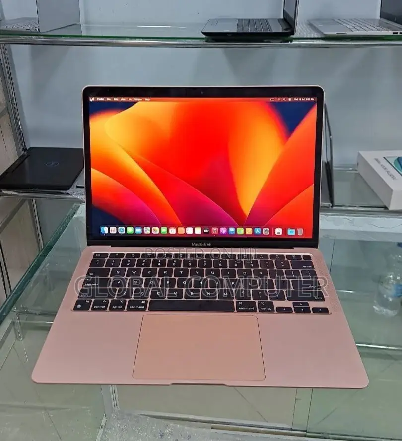 New Laptop Apple MacBook Air 2020 8GB Apple M1 SSD 256GB