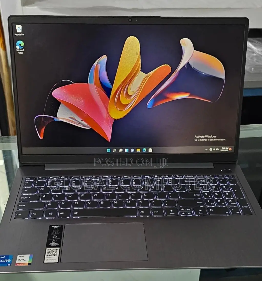 New Laptop Lenovo 12GB Intel Core I5 SSD 512GB